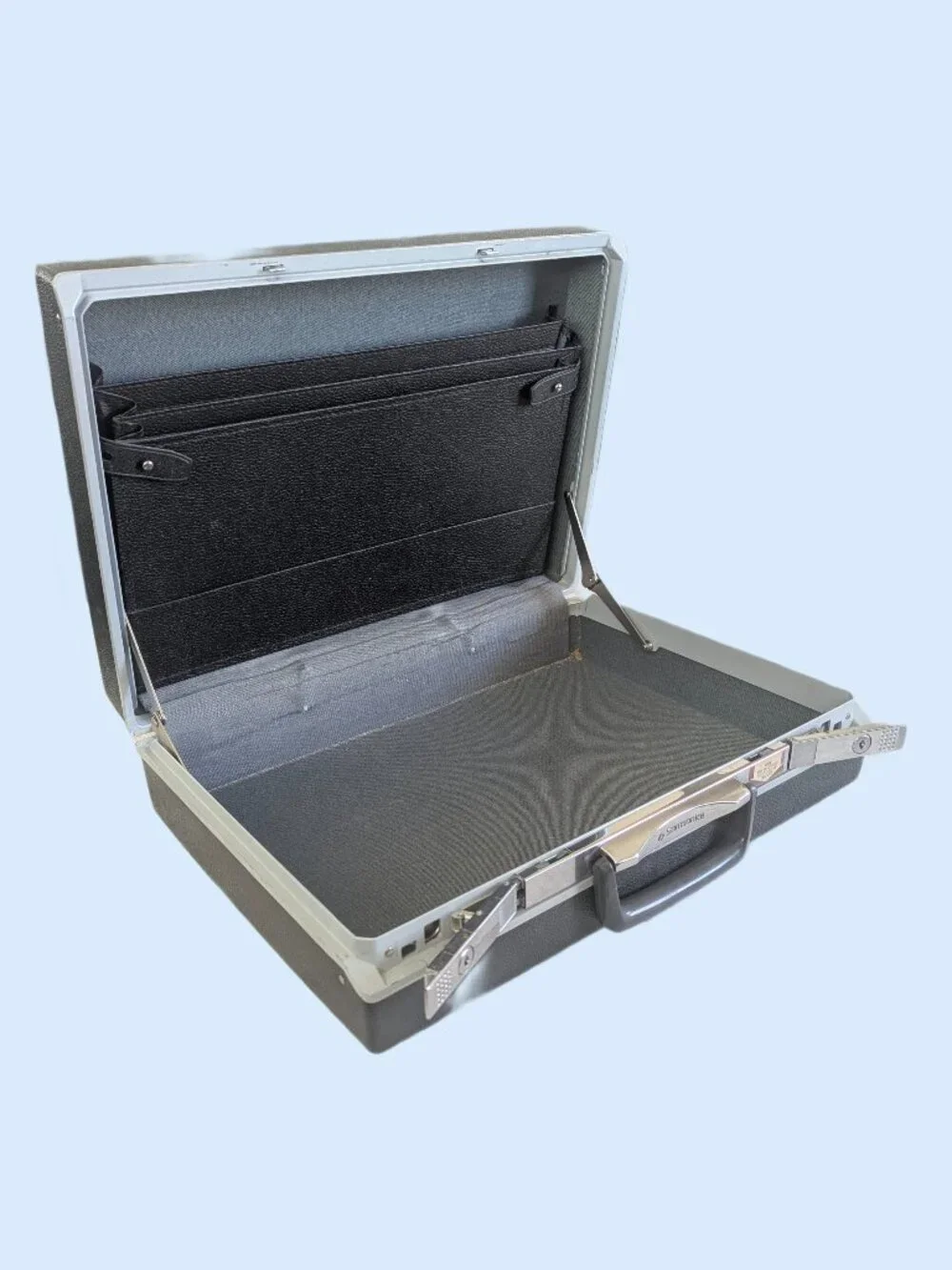 Vintage Black & Chrome Samsonite Locking Briefcase